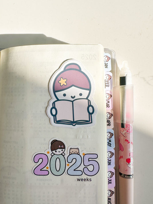 Mimi BOOK LOVER (Vinyl Die Cut Sticker - Non-Waterproof)